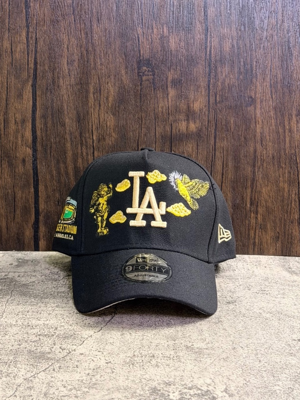 New Era 9FIFTY Curved Brim LA Dodgers Dodger Stadium Side Patch Black Gold OSFA